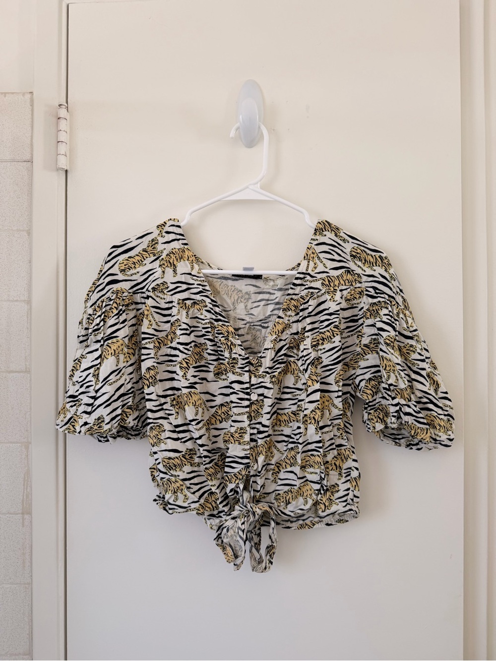 Topshop Tie-Front Tiger Print Blouse - White/Black/Gold